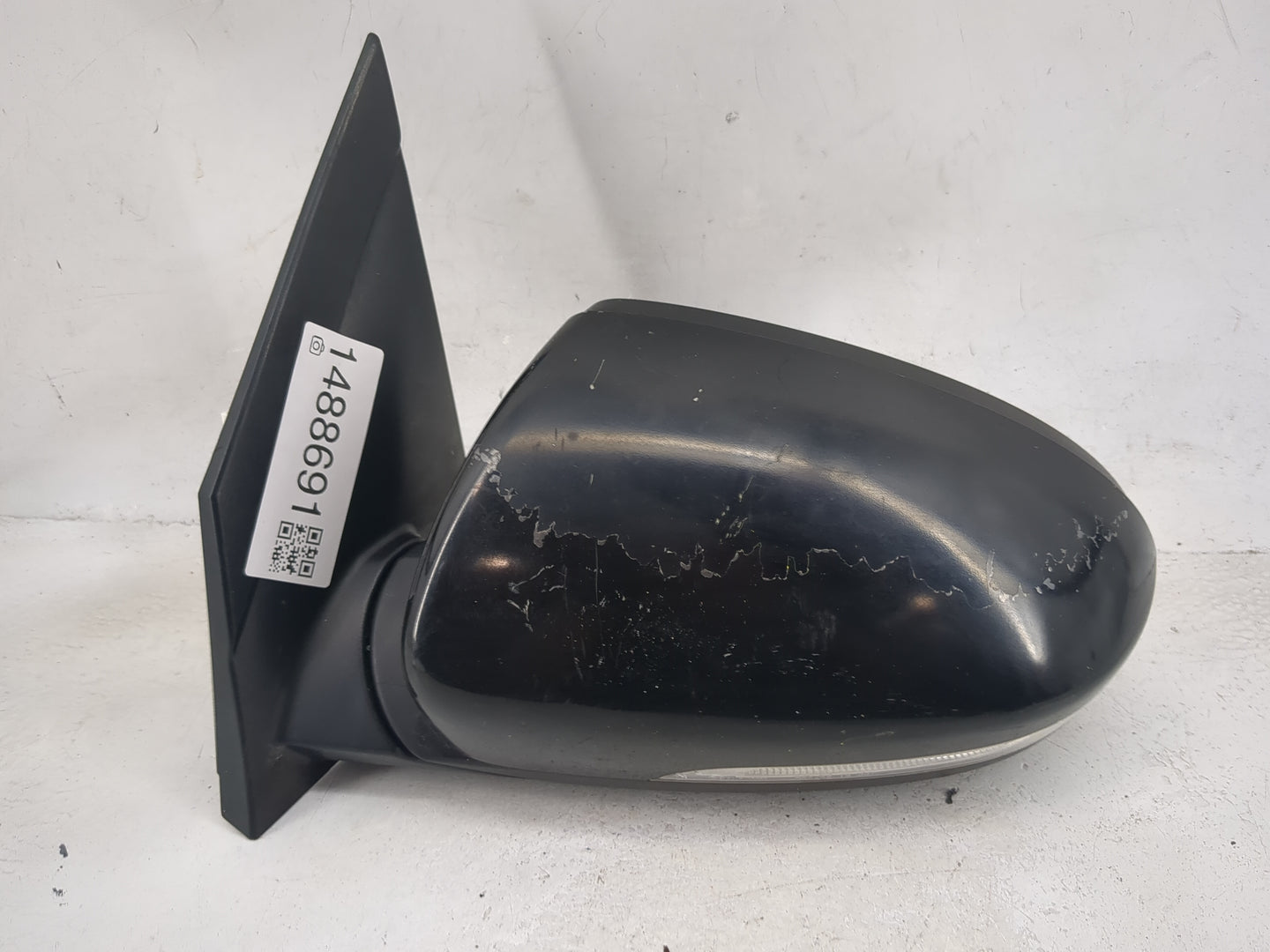 2016-2018 Hyundai Tucson Driver Side View Mirror - Left Door Mirror OEM Used - Oemusedautoparts1.com