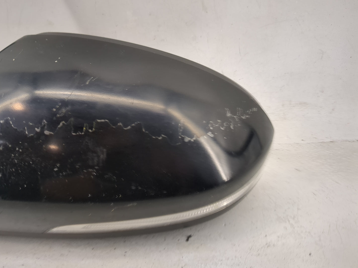 2016-2018 Hyundai Tucson Driver Side View Mirror - Left Door Mirror OEM Used - Oemusedautoparts1.com