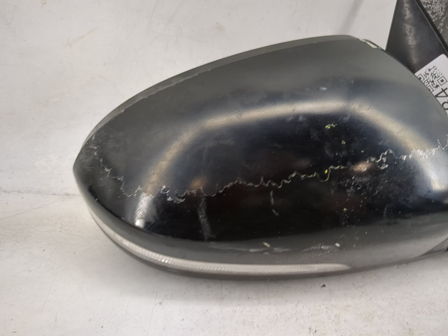2016-2018 Hyundai Tucson Passenger Side View Mirror - Right Door Mirror OEM Used - Oemusedautoparts1.com