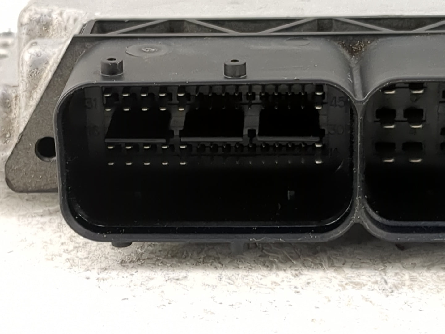 2016-2018 Hyundai Tucson PCM Engine Control Computer ECU ECM PCU OEM P/N:39175-2BTA6 0261S17915 Fits Fits 2016 2017 2018 OEM