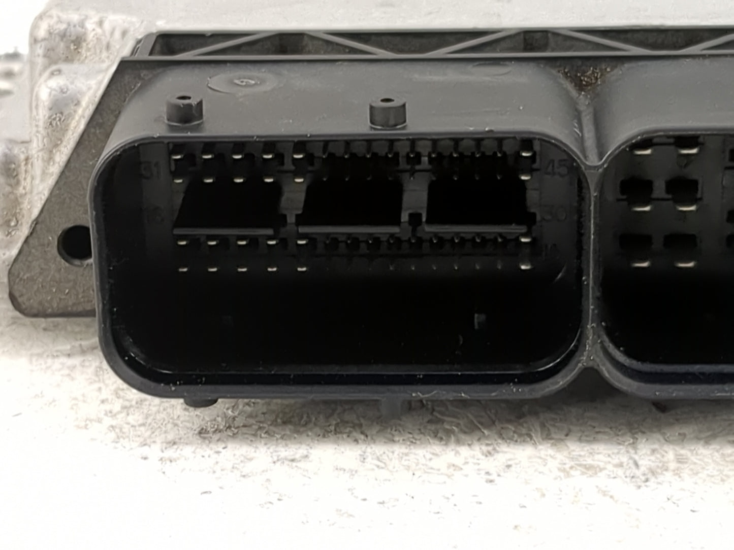 2016-2018 Hyundai Tucson PCM Engine Control Computer ECU ECM PCU OEM P/N:39175-2BTA6 0261S17915 Fits Fits 2016 2017 2018 OEM
