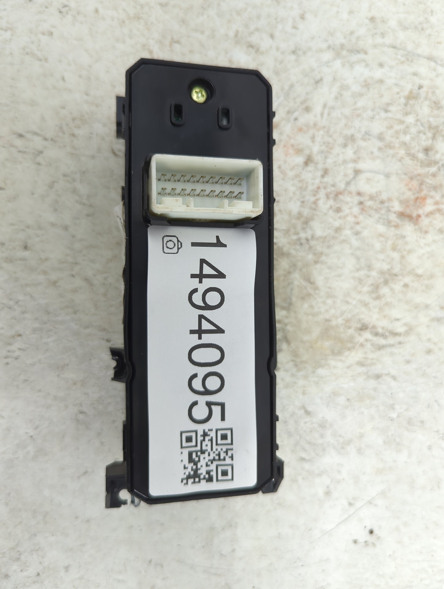 2016-2021 Hyundai Tucson Master Power Window Switch Replacement Driver Side Left P/N:93570-D3061 Fits OEM Used Auto Parts - 