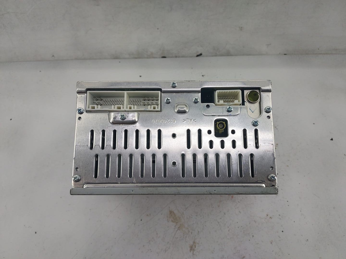 2017-2018 Hyundai Tucson Radio AM FM Cd Player Receiver Replacement P/N:96180-D31004X AC1B9D3AN Fits Fits 2017 2018 OEM Used