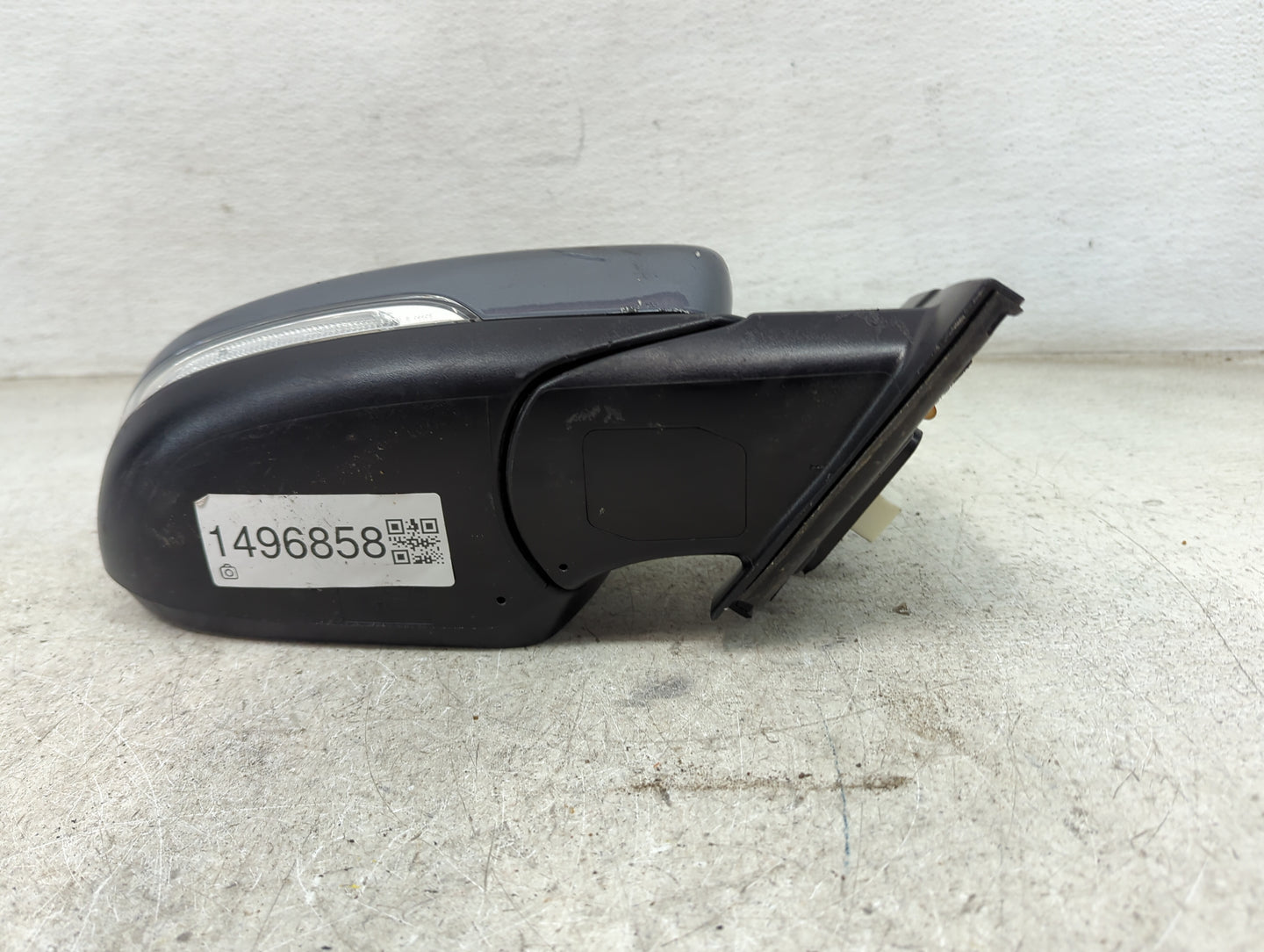 2016-2018 Hyundai Tucson Passenger Side View Mirror - Right Door Mirror OEM Used - Oemusedautoparts1.com