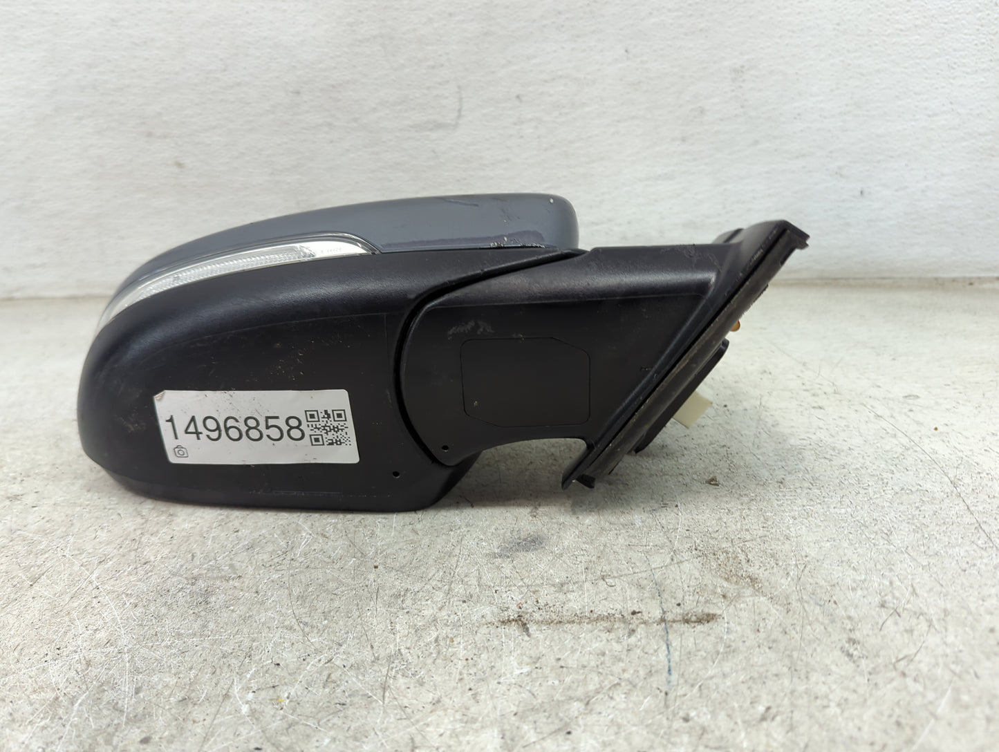 2016-2018 Hyundai Tucson Passenger Side View Mirror - Right Door Mirror OEM Used - Oemusedautoparts1.com