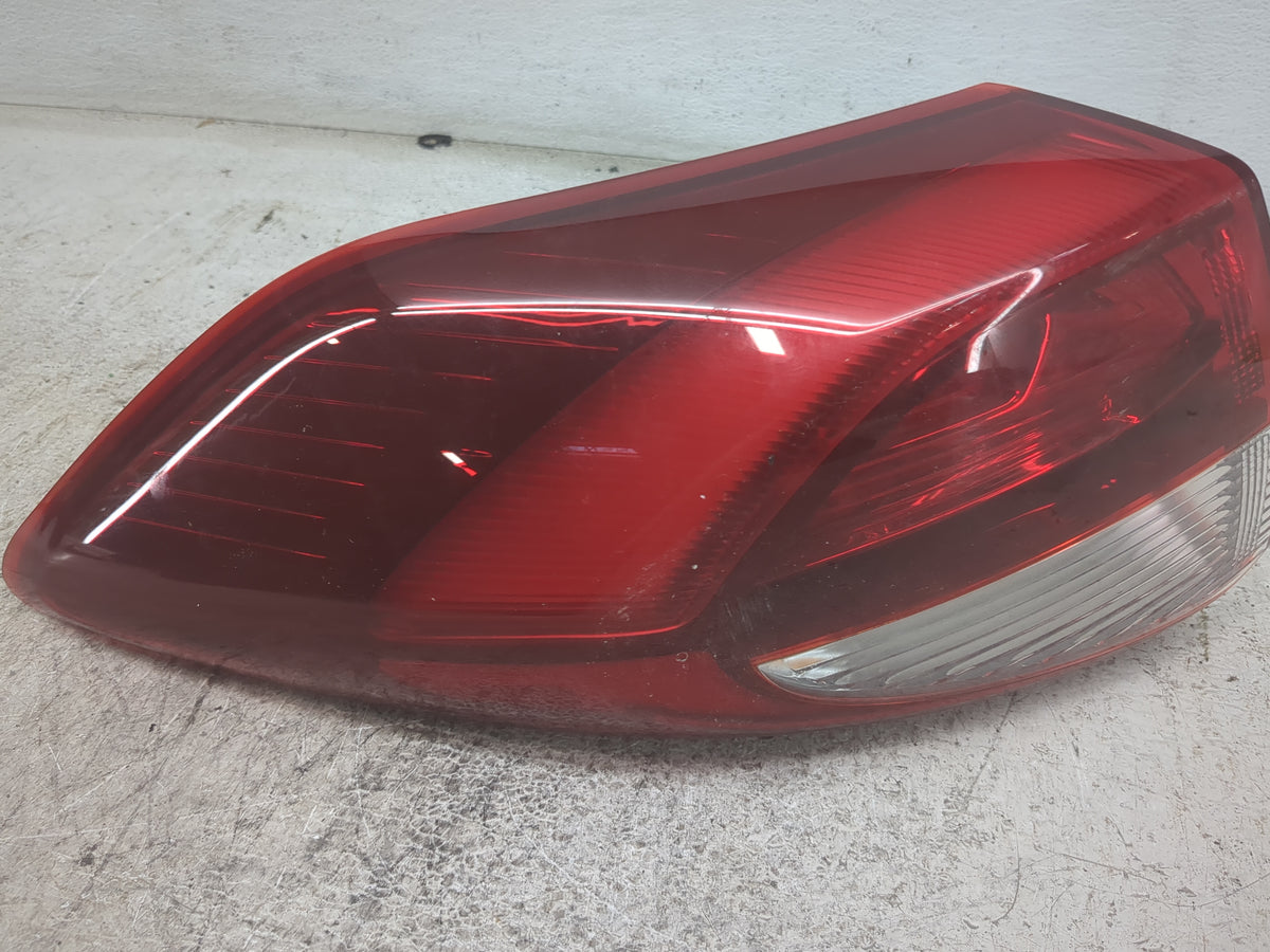 2016-2018 Hyundai Tucson Tail Light Assembly Driver Left OEM Fits Fits 2016 2017 2018 OEM Used Auto Parts - Oemusedautoparts