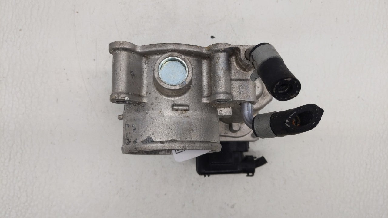2014-2018 Hyundai Tucson Throttle Body P/N:35100-2E000 Fits Fits 2011 2012 2013 2014 2015 2016 2017 2018 2019 OEM Used Auto 