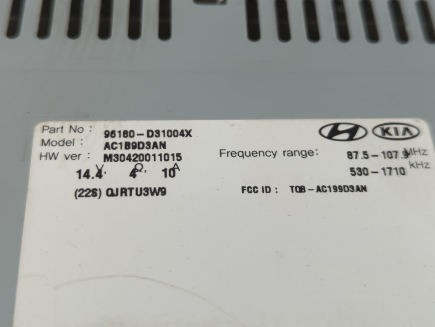 2016-2017 Hyundai Tucson Radio AM FM Cd Player Receiver Replacement P/N:96180-D31004X 96180D31004X Fits Fits 2016 2017 OEM U
