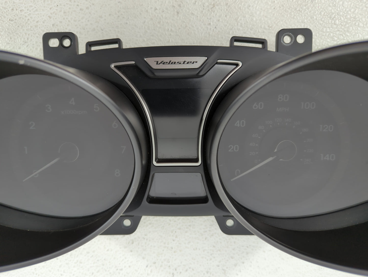 2016-2017 Hyundai Tucson Instrument Cluster Speedometer Gauges P/N:94011-2V331 94001-D3180, 94001-D3181 Fits Fits 2016 2017 