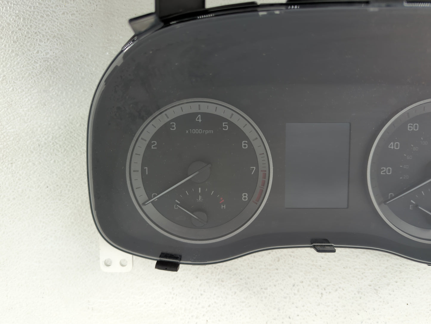 2016-2017 Hyundai Tucson Instrument Cluster Speedometer Gauges P/N:94011-2V331 94001-D3180, 94001-D3181 Fits Fits 2016 2017 