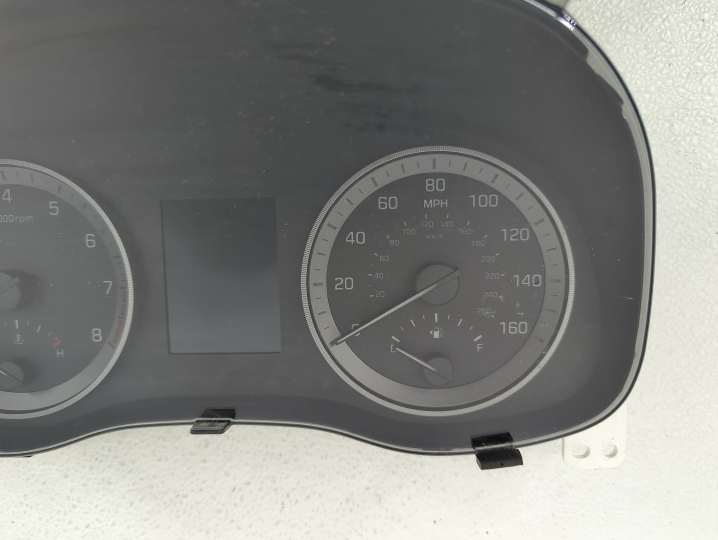 2016-2017 Hyundai Tucson Instrument Cluster Speedometer Gauges P/N:94011-2V331 94001-D3180, 94001-D3181 Fits Fits 2016 2017 