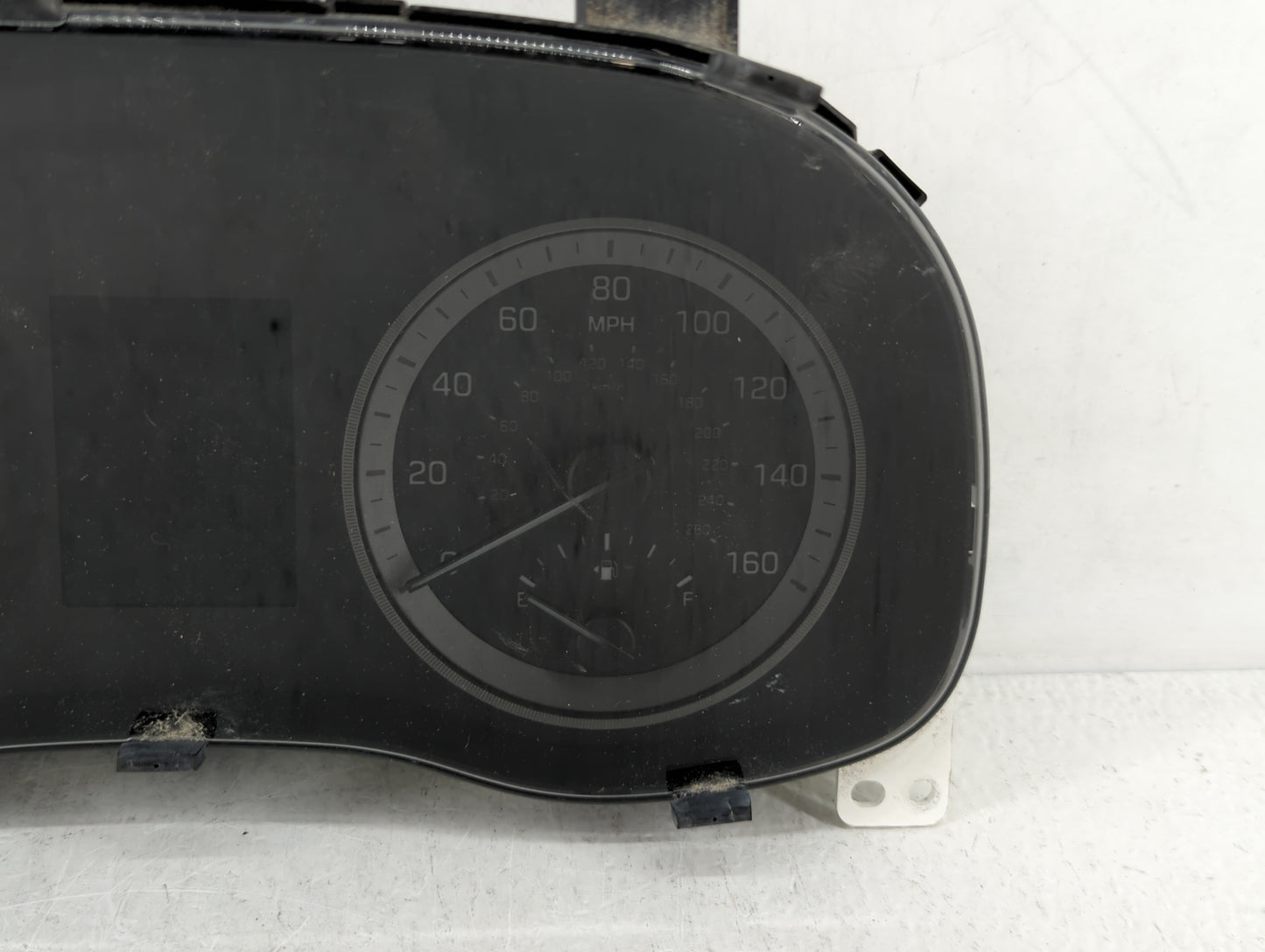 2016-2017 Hyundai Tucson Instrument Cluster Speedometer Gauges P/N:94001-D3172 Fits Fits 2016 2017 OEM Used Auto Parts - Oem