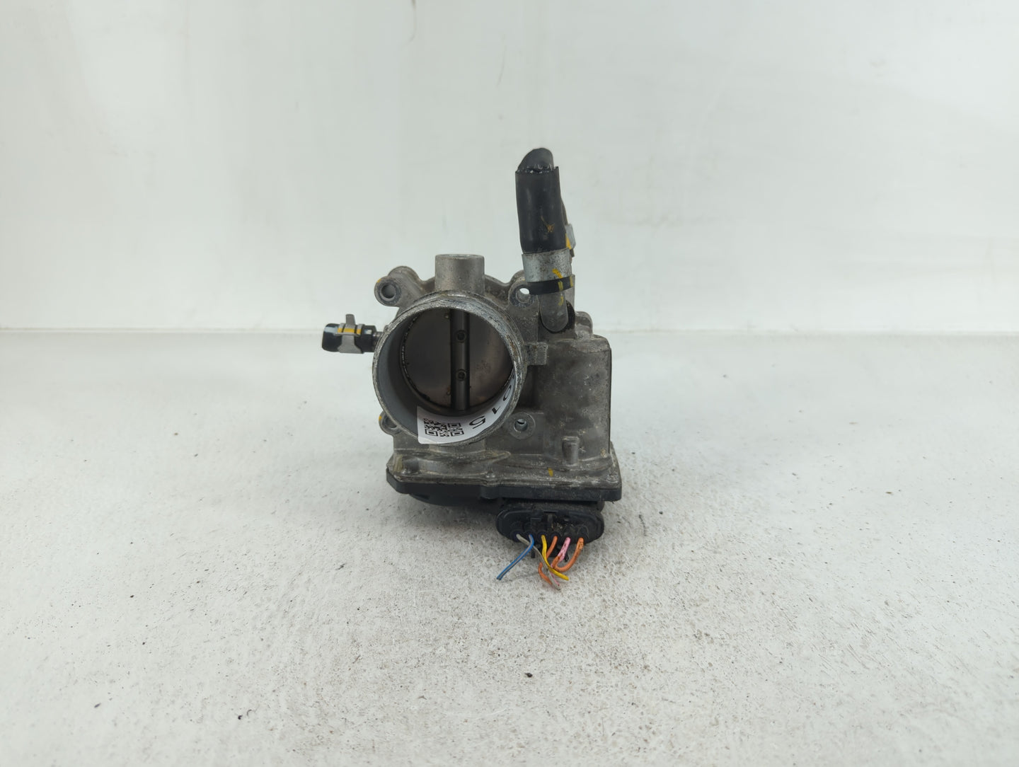 2016-2018 Hyundai Tucson Throttle Body P/N:35100-2B340 Fits Fits 2015 2016 2017 2018 2019 2020 2021 2022 OEM Used Auto Parts