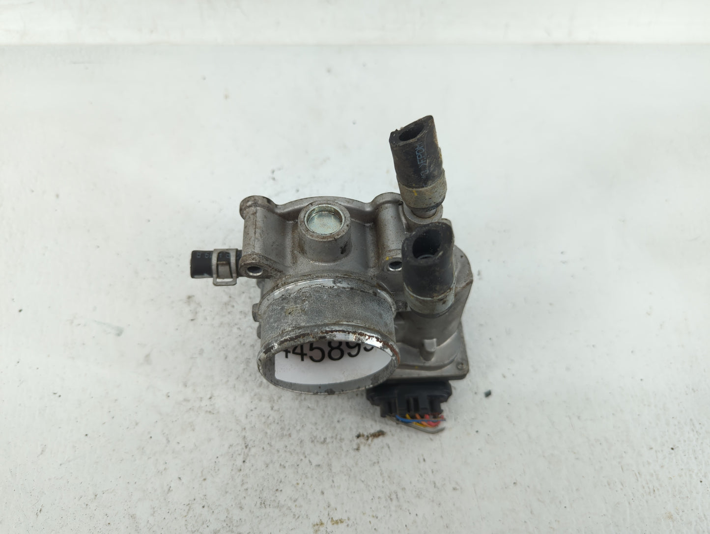 2016-2018 Hyundai Tucson Throttle Body P/N:35100-2B340 Fits Fits 2015 2016 2017 2018 2019 2020 2021 2022 OEM Used Auto Parts