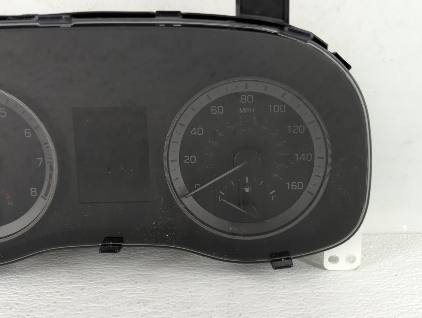 2016-2017 Hyundai Tucson Instrument Cluster Speedometer Gauges P/N:94011-2V331 94001-D3180, 94001-D3181 Fits Fits 2016 2017 