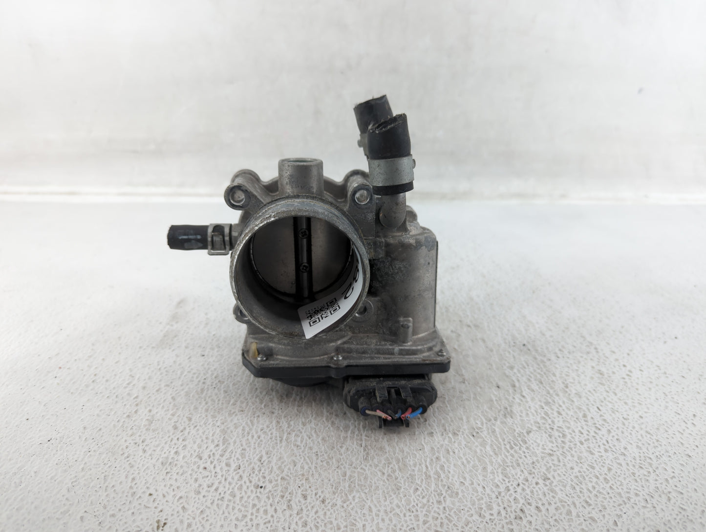2016-2018 Hyundai Tucson Throttle Body P/N:35100-2B340 Fits Fits 2015 2016 2017 2018 2019 2020 2021 2022 OEM Used Auto Parts
