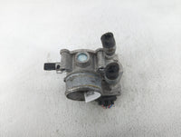 2016-2018 Hyundai Tucson Throttle Body P/N:35100-2B340 Fits Fits 2015 2016 2017 2018 2019 2020 2021 2022 OEM Used Auto Parts