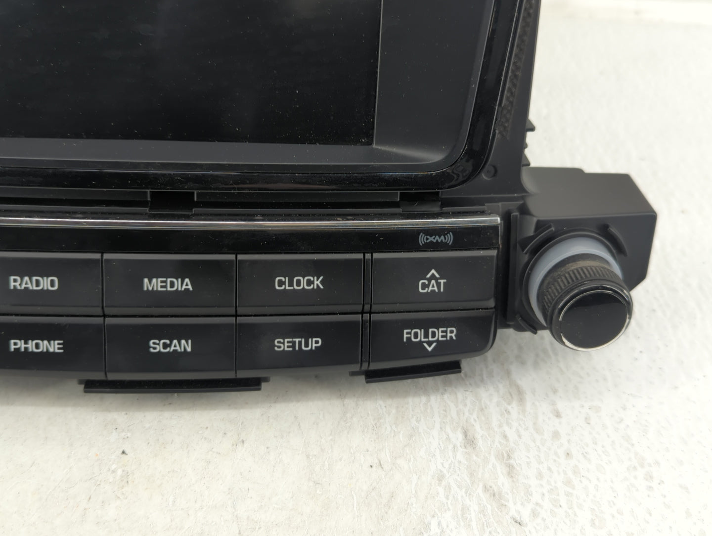 2017-2018 Hyundai Tucson Radio AM FM Cd Player Receiver Replacement P/N:96180-D31004X Fits Fits 2017 2018 OEM Used Auto Part