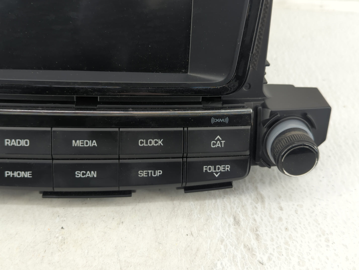 2017-2018 Hyundai Tucson Radio AM FM Cd Player Receiver Replacement P/N:96180-D31004X Fits Fits 2017 2018 OEM Used Auto Part
