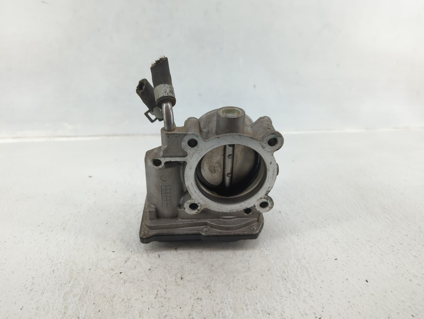 2014-2021 Hyundai Tucson Throttle Body P/N:35100-2E000 Fits Fits 2011 2012 2013 2014 2015 2016 2017 2018 2019 2020 2021 OEM 