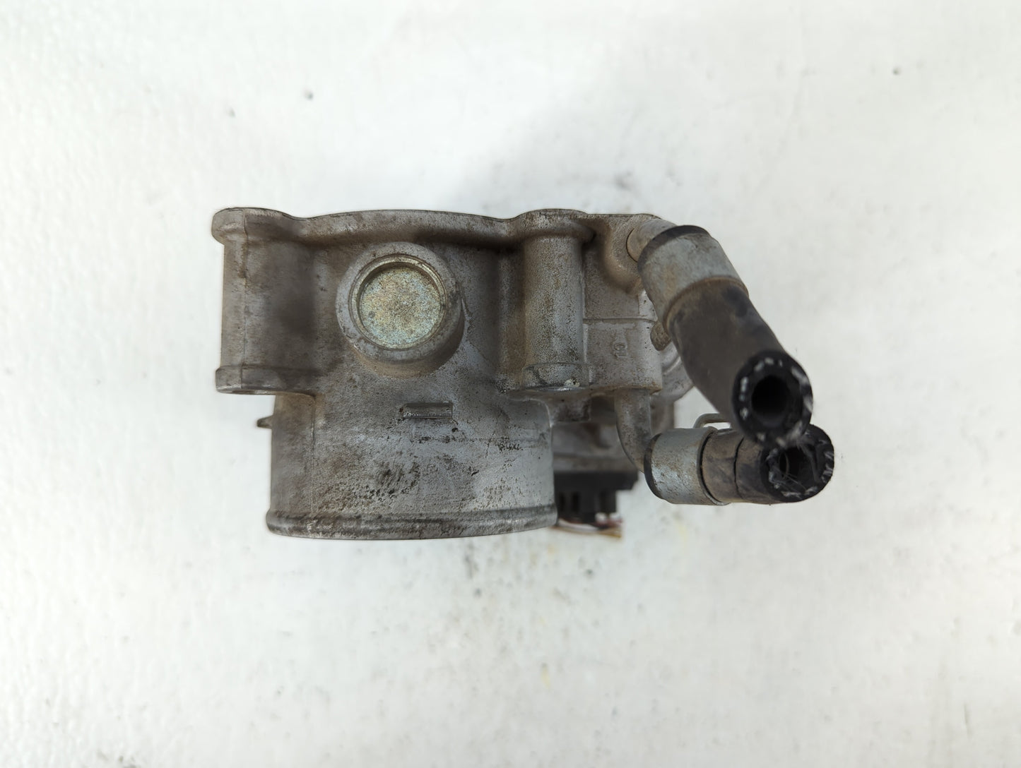 2014-2021 Hyundai Tucson Throttle Body P/N:35100-2E000 Fits Fits 2011 2012 2013 2014 2015 2016 2017 2018 2019 2020 2021 OEM 