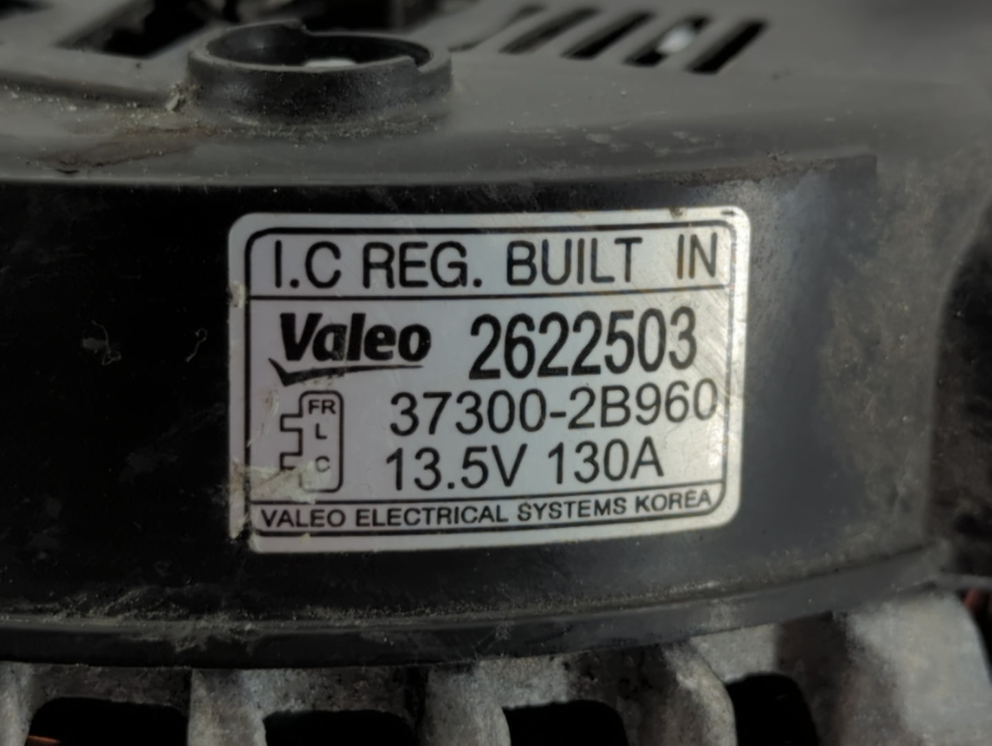 2016-2018 Hyundai Tucson Alternator Replacement Generator Charging Assembly Engine OEM P/N:37300-2B960 Fits OEM Used Auto Pa