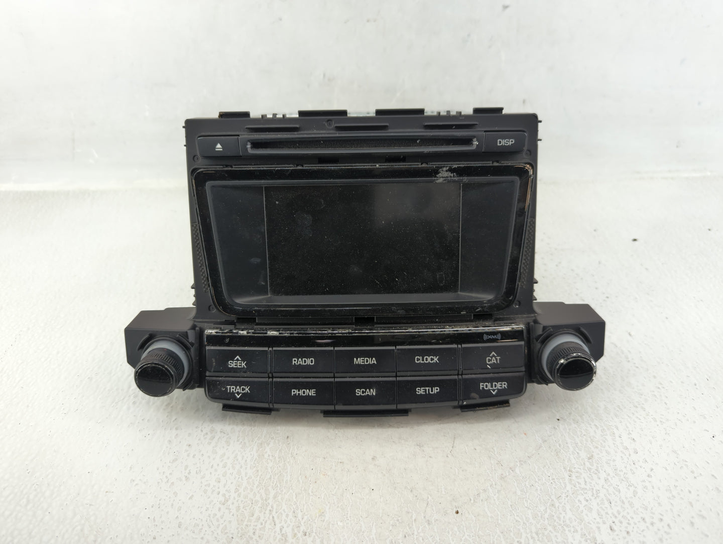 2016-2017 Hyundai Tucson Radio AM FM Cd Player Receiver Replacement P/N:96180-D31004X Fits Fits 2016 2017 OEM Used Auto Part