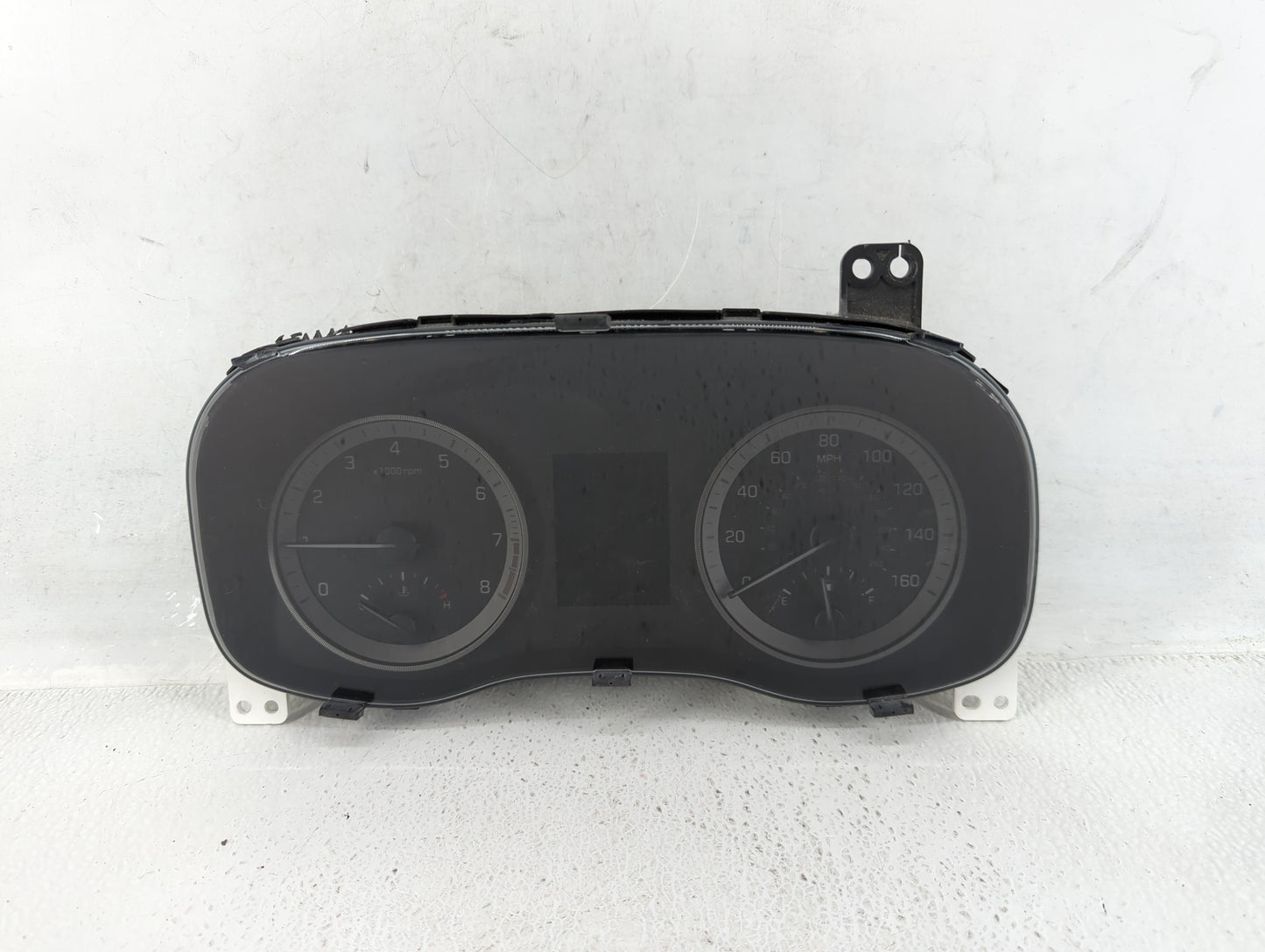 2016-2017 Hyundai Tucson Instrument Cluster Speedometer Gauges P/N:94001-D3172 Fits Fits 2016 2017 OEM Used Auto Parts - Oem