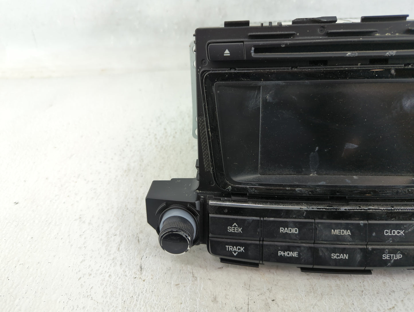 2016-2017 Hyundai Tucson Am Fm Cd Player Radio Receiver - Oemusedautoparts1.com