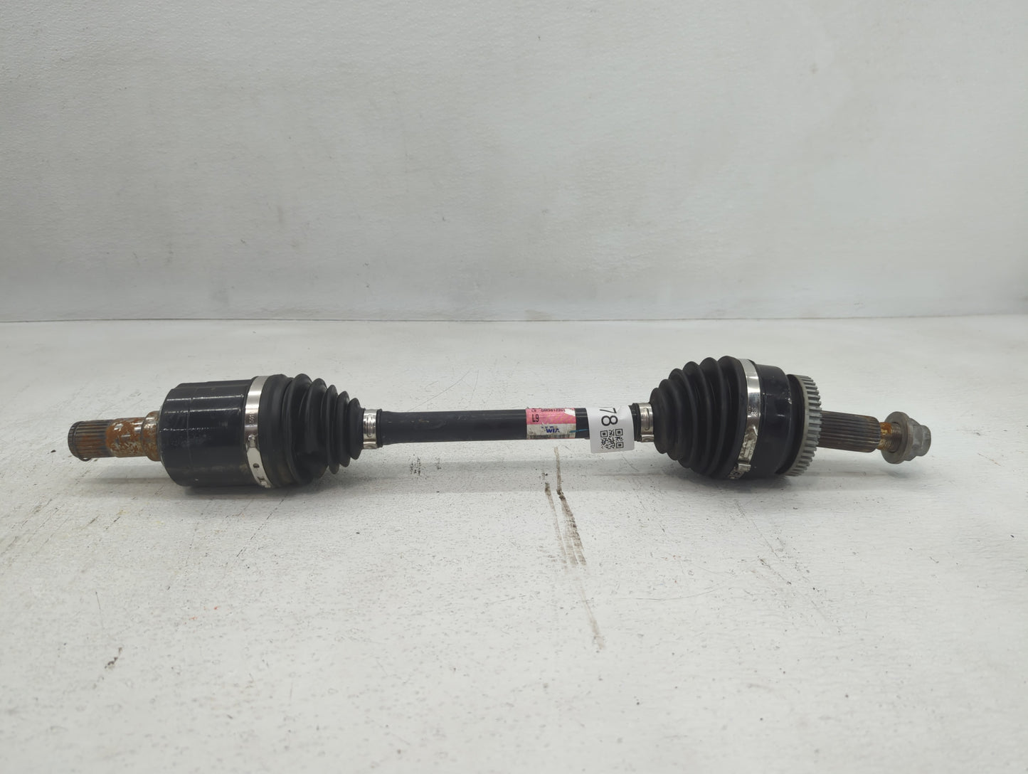 2016-2018 Hyundai Tucson Axle Shaft Front Driver Cv C/v - Oemusedautoparts1.com