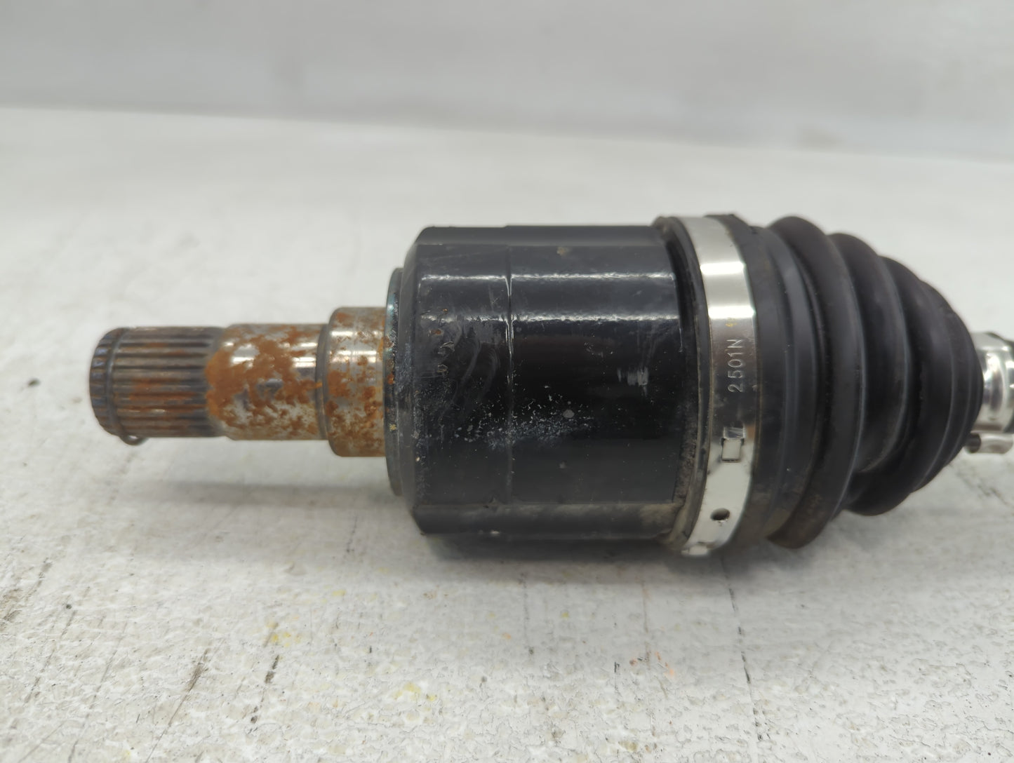 2016-2018 Hyundai Tucson Axle Shaft Front Driver Cv C/v - Oemusedautoparts1.com