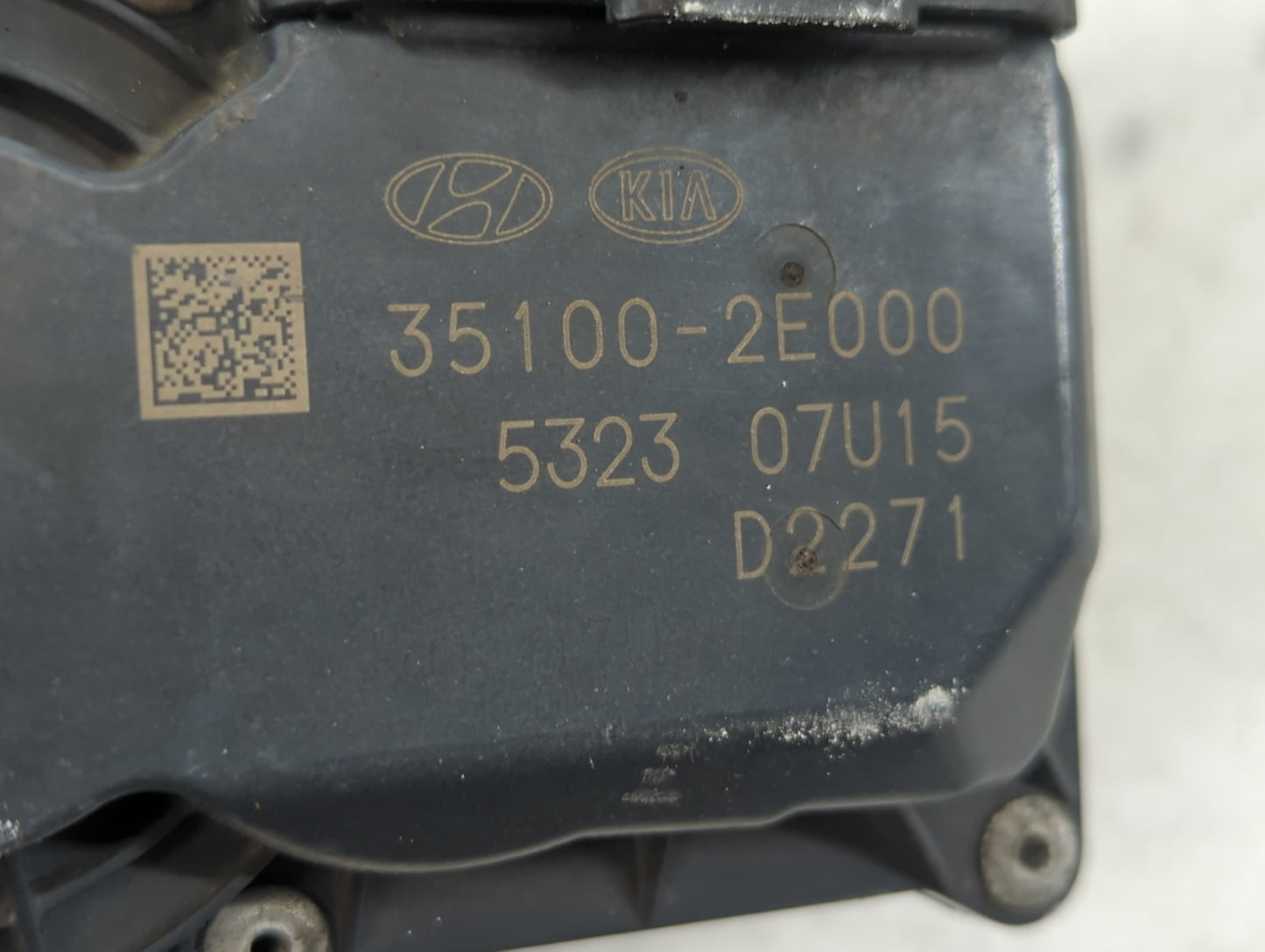 2014-2021 Hyundai Tucson Throttle Body P/N:35100-2E000 Fits Fits 2011 2012 2013 2014 2015 2016 2017 2018 2019 2020 2021 OEM 