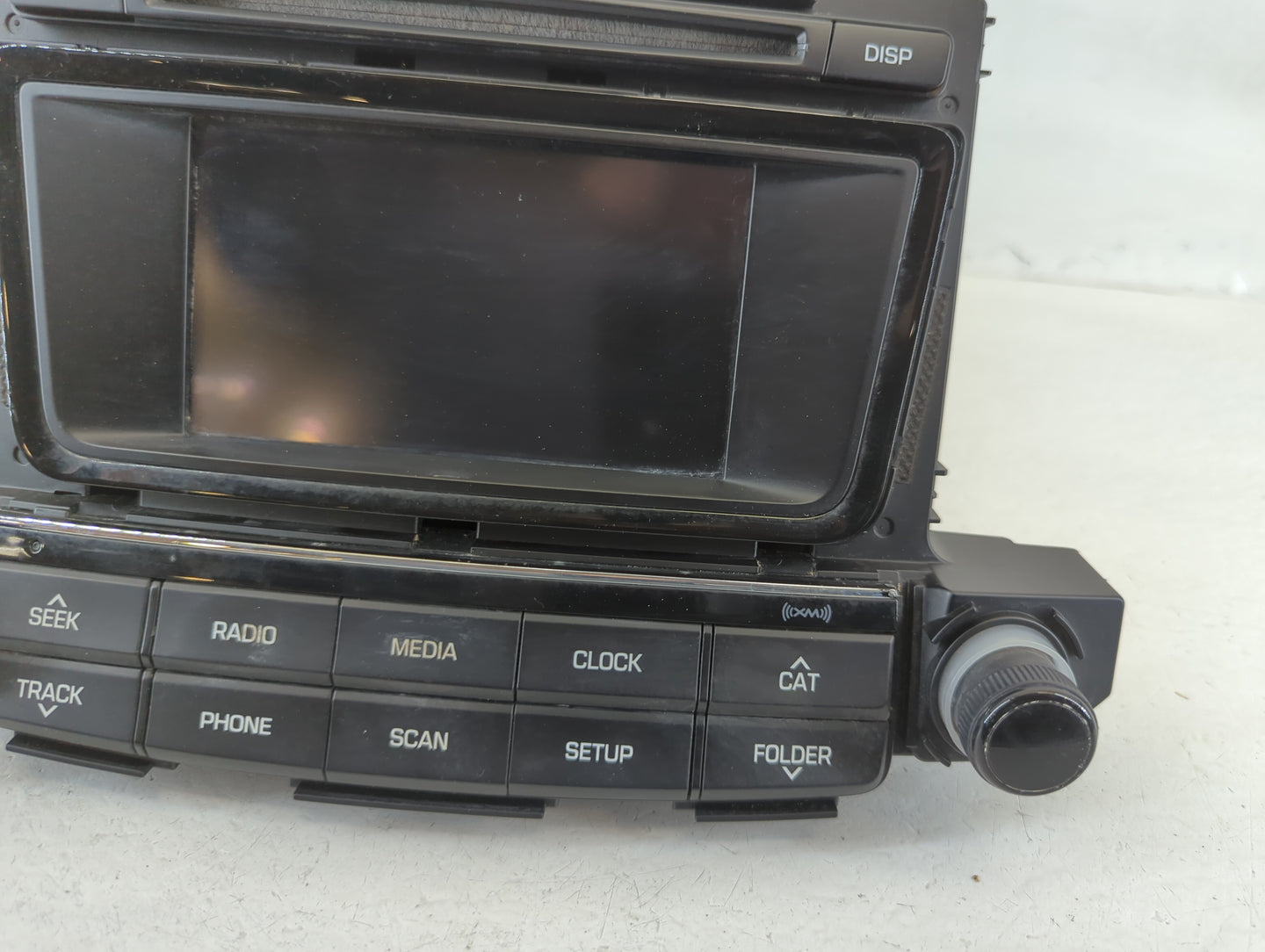 2016-2017 Hyundai Tucson Radio AM FM Cd Player Receiver Replacement P/N:96180-D31004X Fits Fits 2016 2017 OEM Used Auto Part