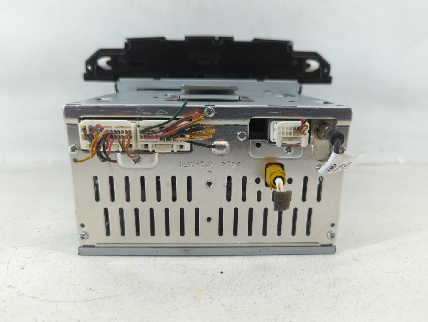 2016-2017 Hyundai Tucson Radio AM FM Cd Player Receiver Replacement P/N:96180-D31004X Fits Fits 2016 2017 OEM Used Auto Part