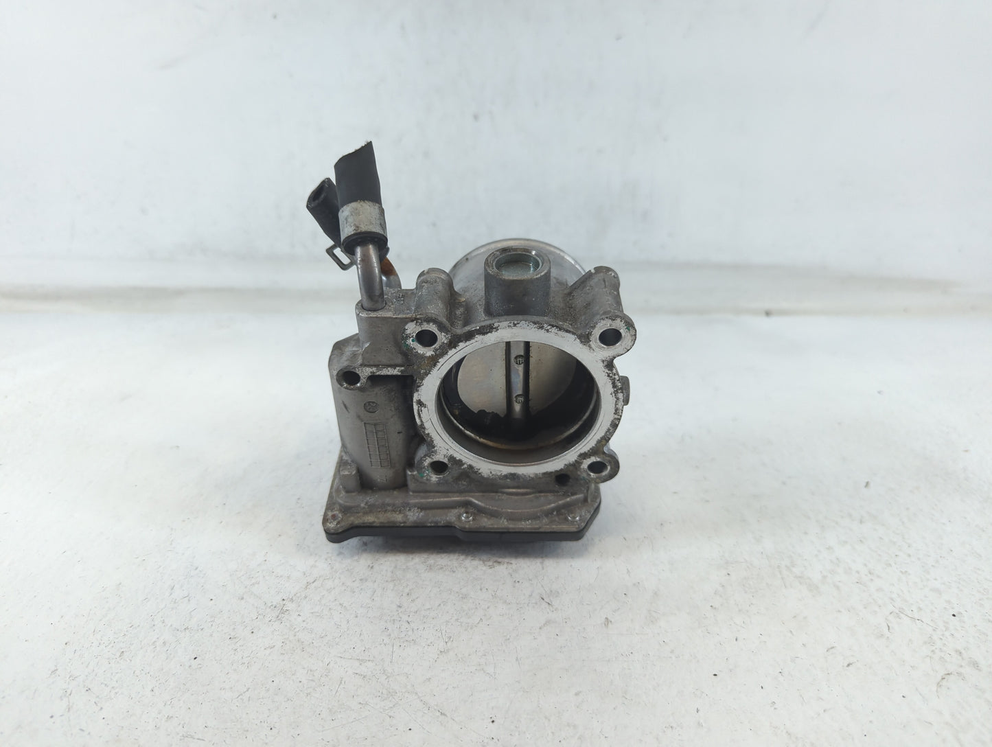2014-2021 Hyundai Tucson Throttle Body P/N:35100-2E000 Fits Fits 2011 2012 2013 2014 2015 2016 2017 2018 2019 2020 2021 OEM 