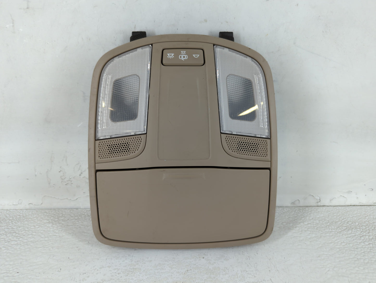 2017 Hyundai Tucson Overhead Roof Console - Oemusedautoparts1.com