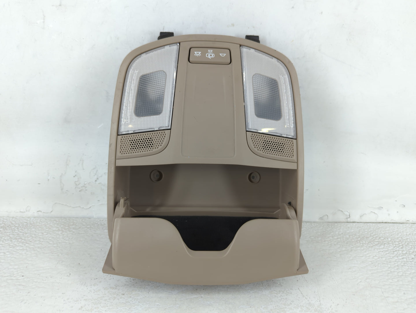 2017 Hyundai Tucson Overhead Roof Console - Oemusedautoparts1.com