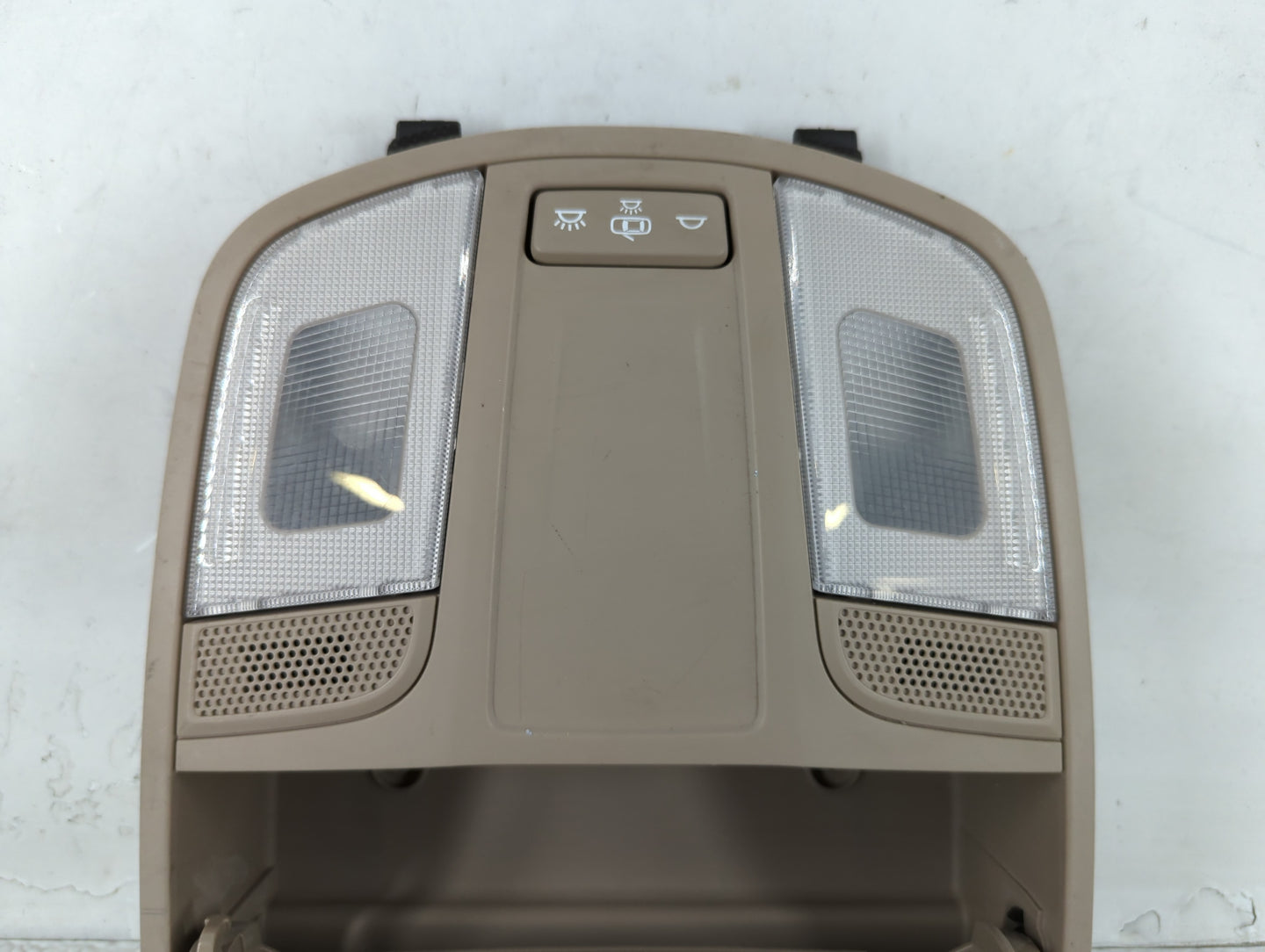 2017 Hyundai Tucson Overhead Roof Console - Oemusedautoparts1.com