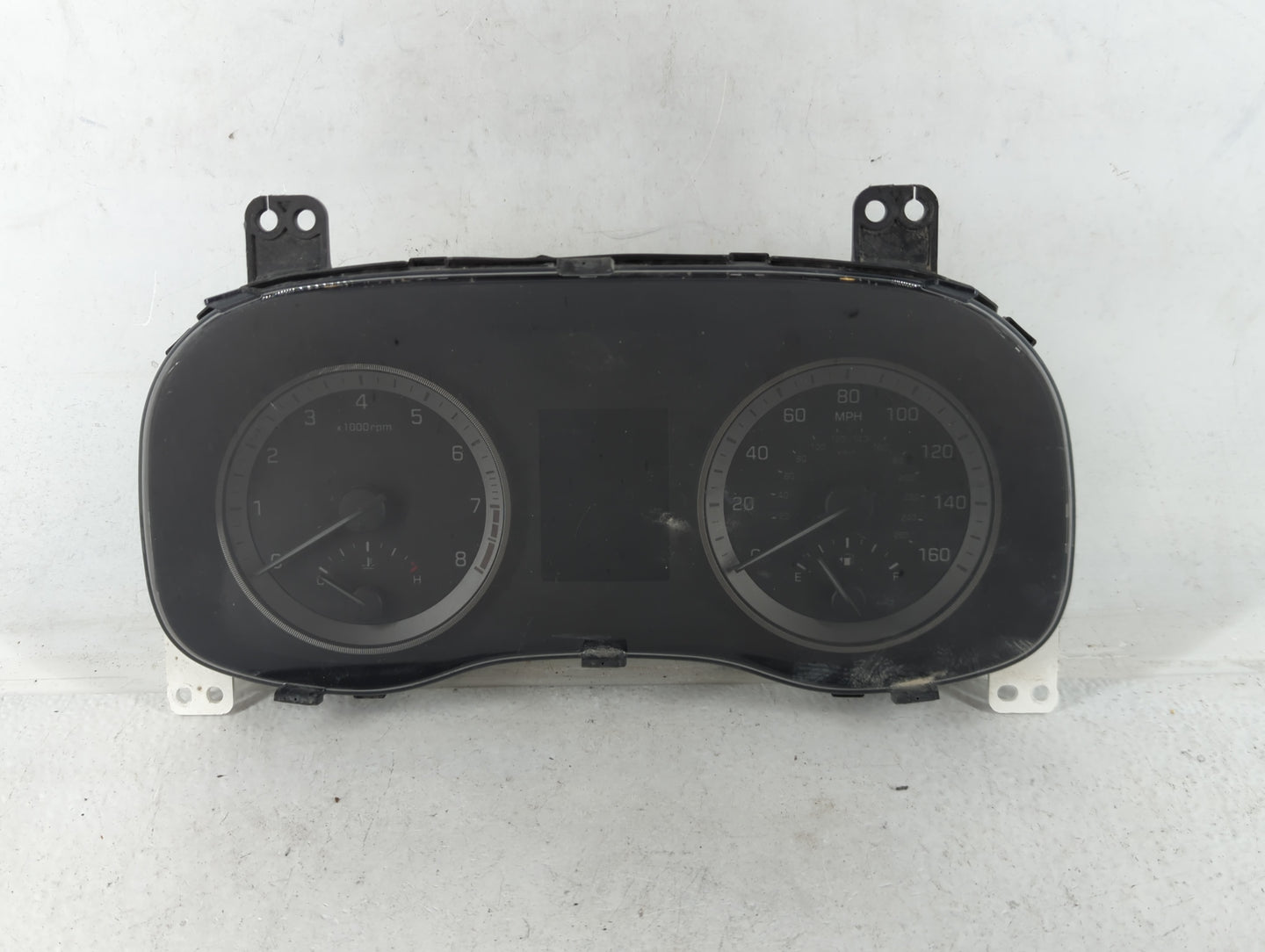 2016-2017 Hyundai Tucson Instrument Cluster Speedometer Gauges P/N:94001-D3181 Fits Fits 2016 2017 OEM Used Auto Parts - Oem
