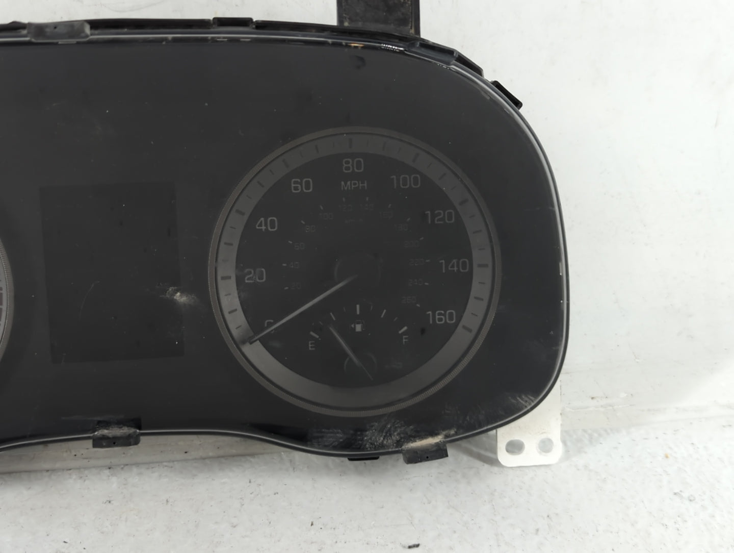 2016-2017 Hyundai Tucson Instrument Cluster Speedometer Gauges P/N:94001-D3181 Fits Fits 2016 2017 OEM Used Auto Parts - Oem