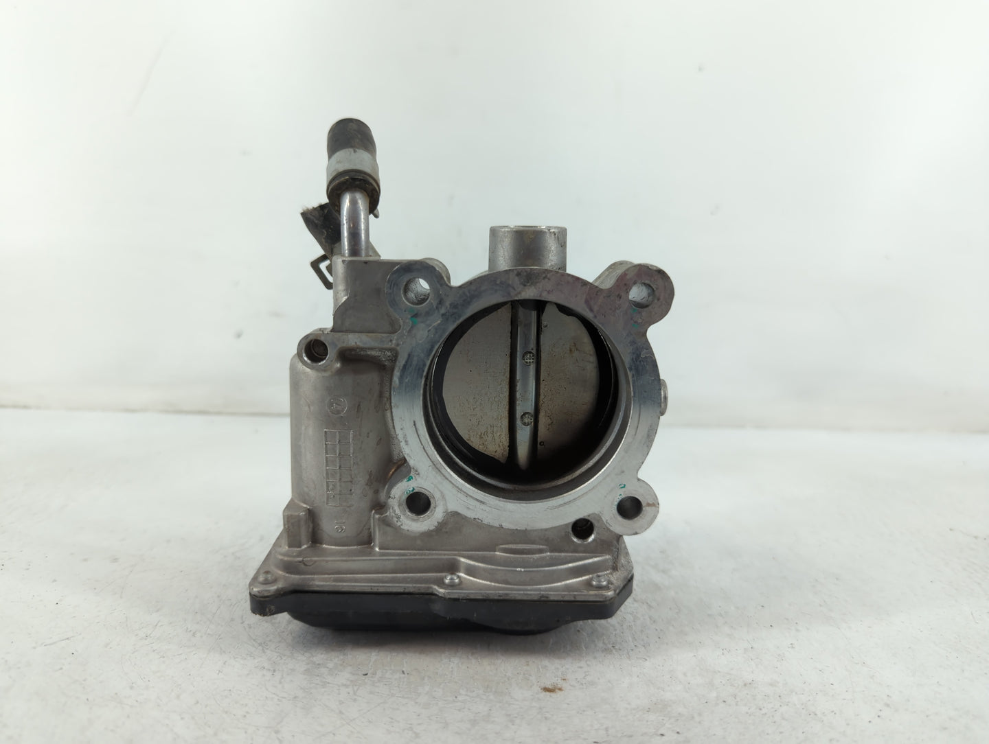 2014-2021 Hyundai Tucson Throttle Body P/N:35100-2E000 Fits Fits 2011 2012 2013 2014 2015 2016 2017 2018 2019 2020 2021 OEM 