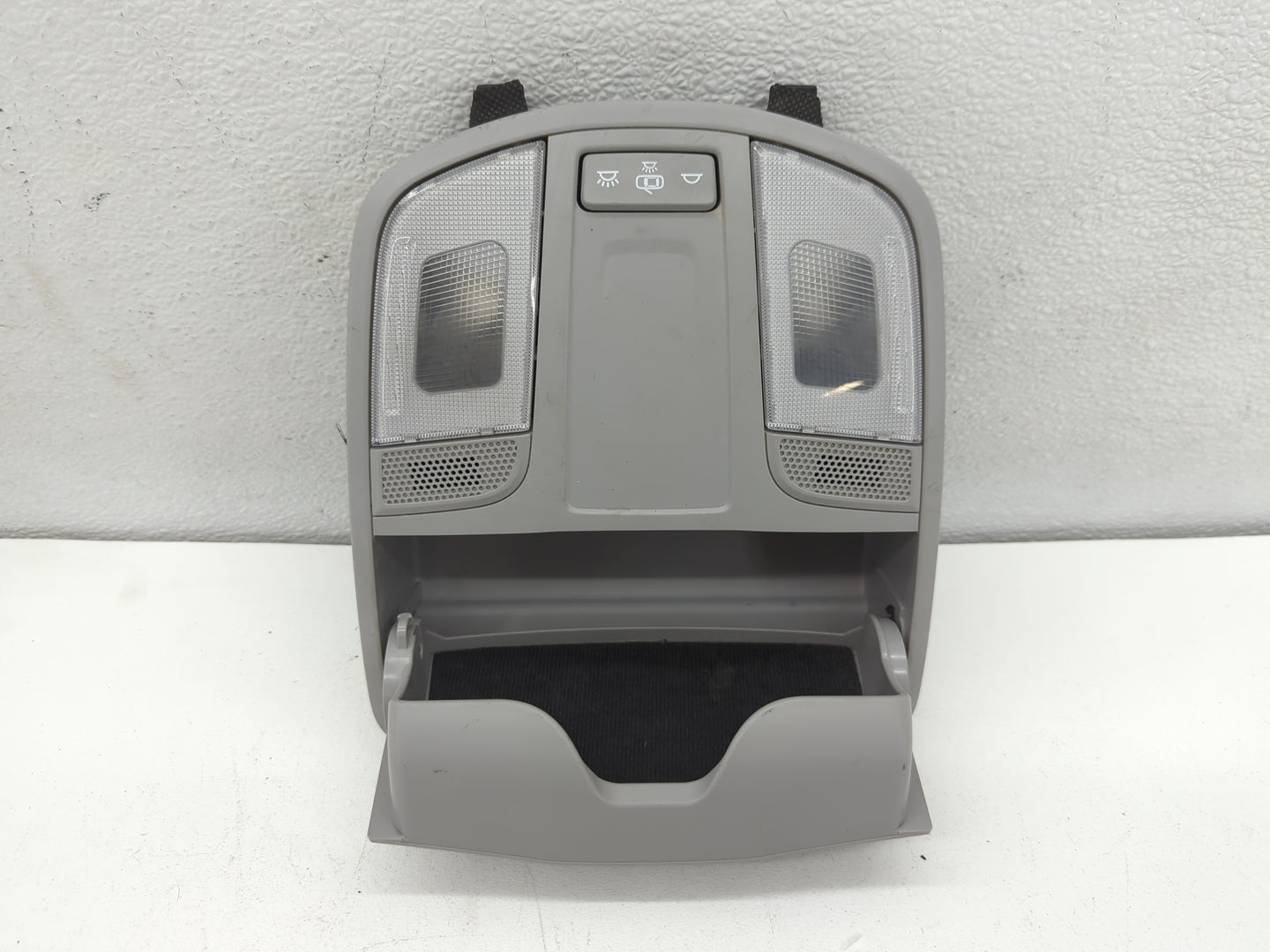 2016-2021 Hyundai Tucson Overhead Roof Console 690542 - Oemusedautoparts1.com