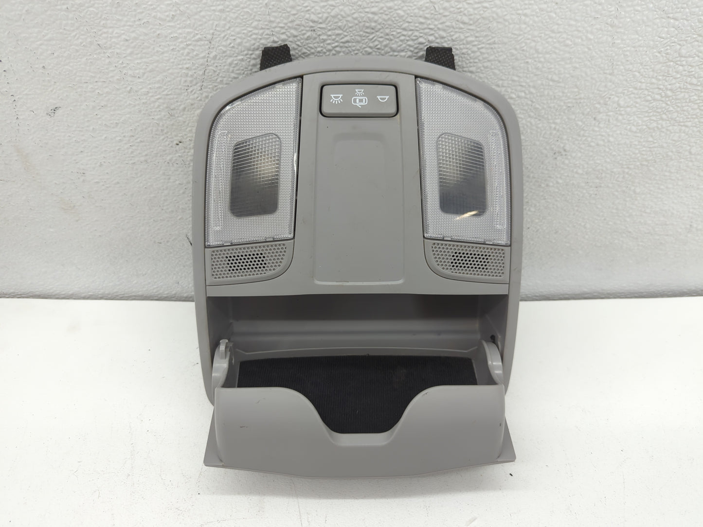 2016-2021 Hyundai Tucson Overhead Roof Console 690542 - Oemusedautoparts1.com