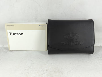 2017 Hyundai Tucson Owners Manual Book Guide P/N:HD30-EU76L OEM Used Auto Parts - Oemusedautoparts1.com