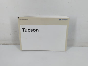 2017 Hyundai Tucson Owners Manual Book Guide P/N:HD3O-EC72F OEM Used Auto Parts - Oemusedautoparts1.com