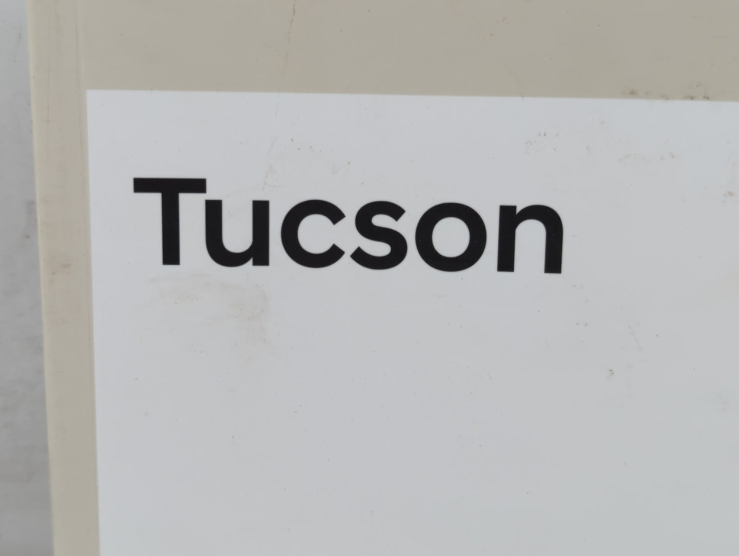 2017 Hyundai Tucson Owners Manual Book Guide P/N:HD3O-EU76L OEM Used Auto Parts - Oemusedautoparts1.com