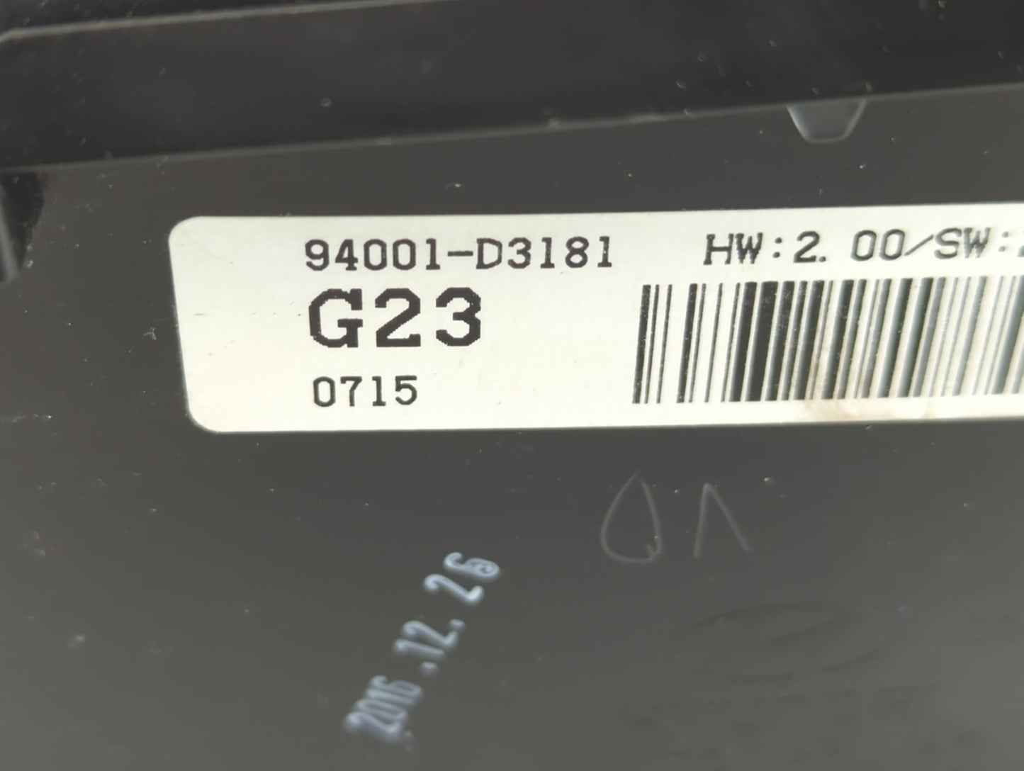 2016-2017 Hyundai Tucson Instrument Cluster Speedometer Gauges P/N:94001-D3181 Fits Fits 2016 2017 OEM Used Auto Parts - Oem
