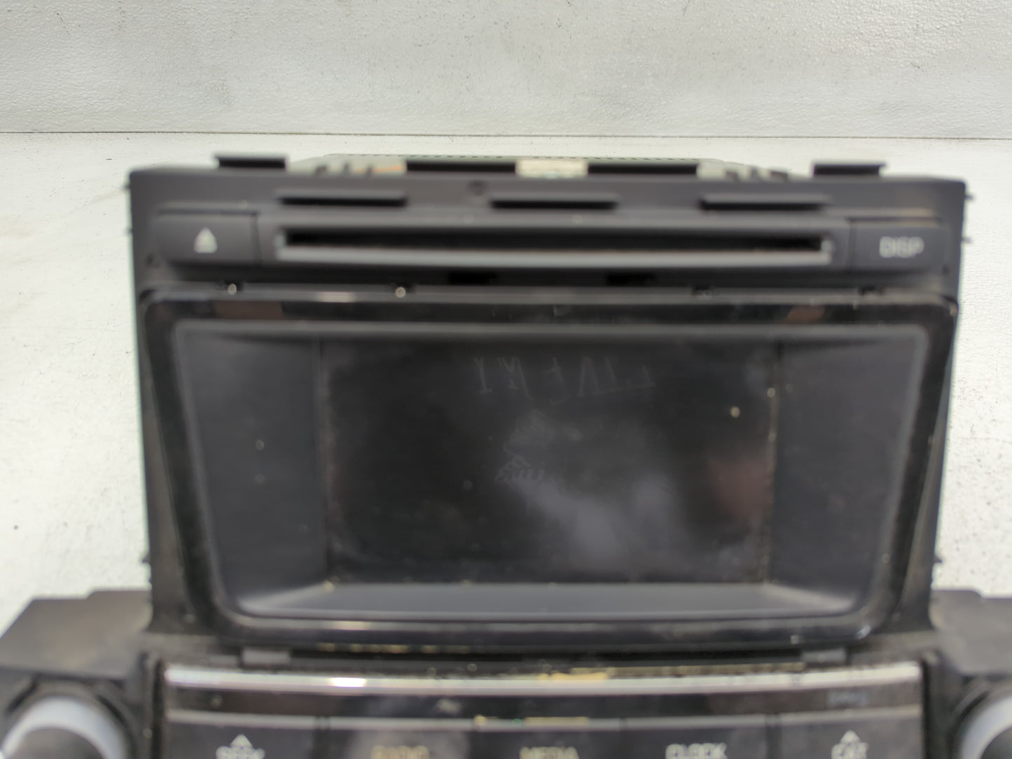 2017-2018 Hyundai Tucson Radio AM FM Cd Player Receiver Replacement P/N:96180-D31004X Fits Fits 2017 2018 OEM Used Auto Part