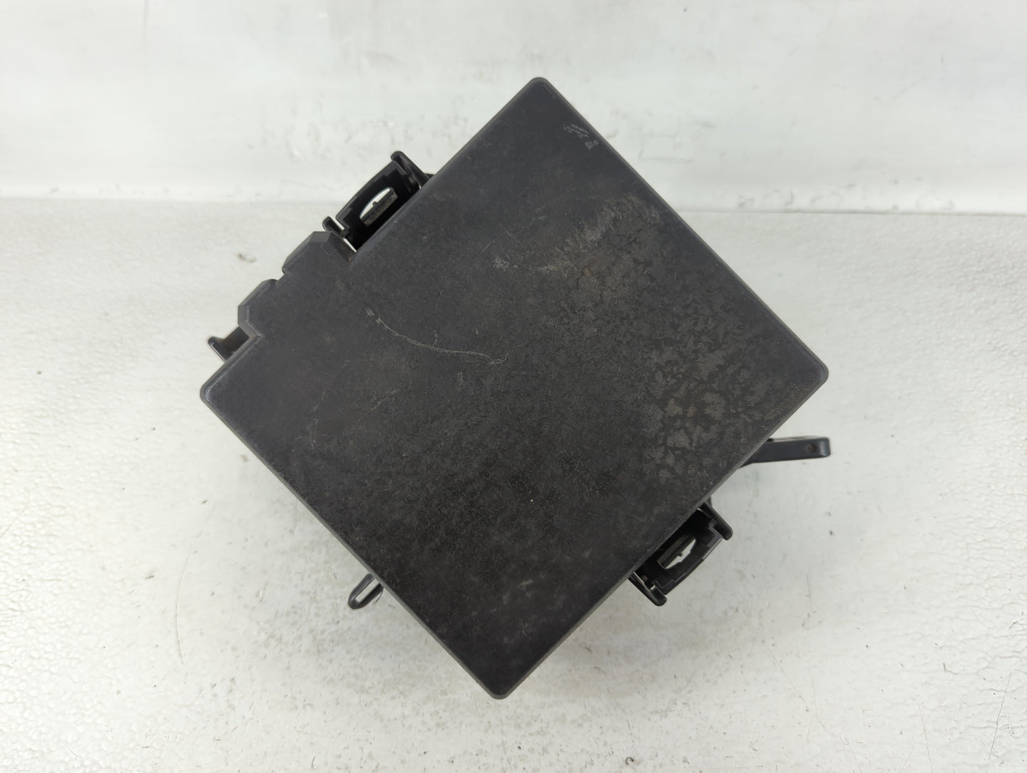 2016-2018 Hyundai Tucson Fusebox Fuse Box Panel Relay Module P/N:N91431-D3202 Fits Fits 2016 2017 2018 OEM Used Auto Parts -
