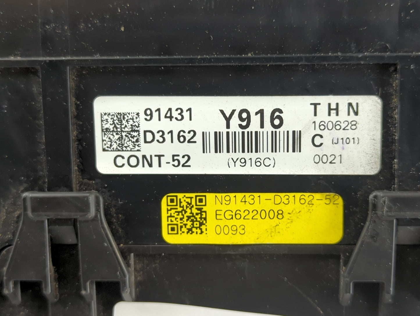 2016-2018 Hyundai Tucson Fusebox Fuse Box Panel Relay Module P/N:N91431-D3202 Fits Fits 2016 2017 2018 OEM Used Auto Parts -